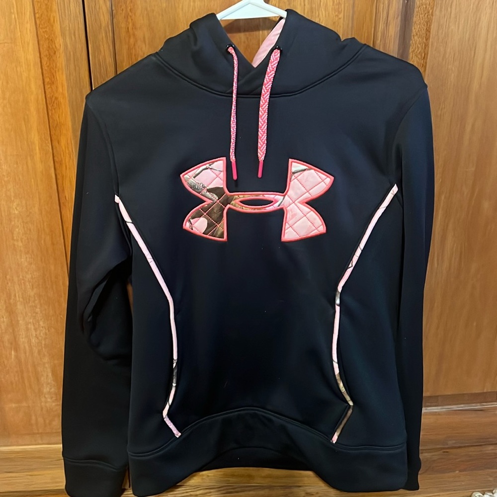 Black/Pink Camo Under Armour Sweatshirt